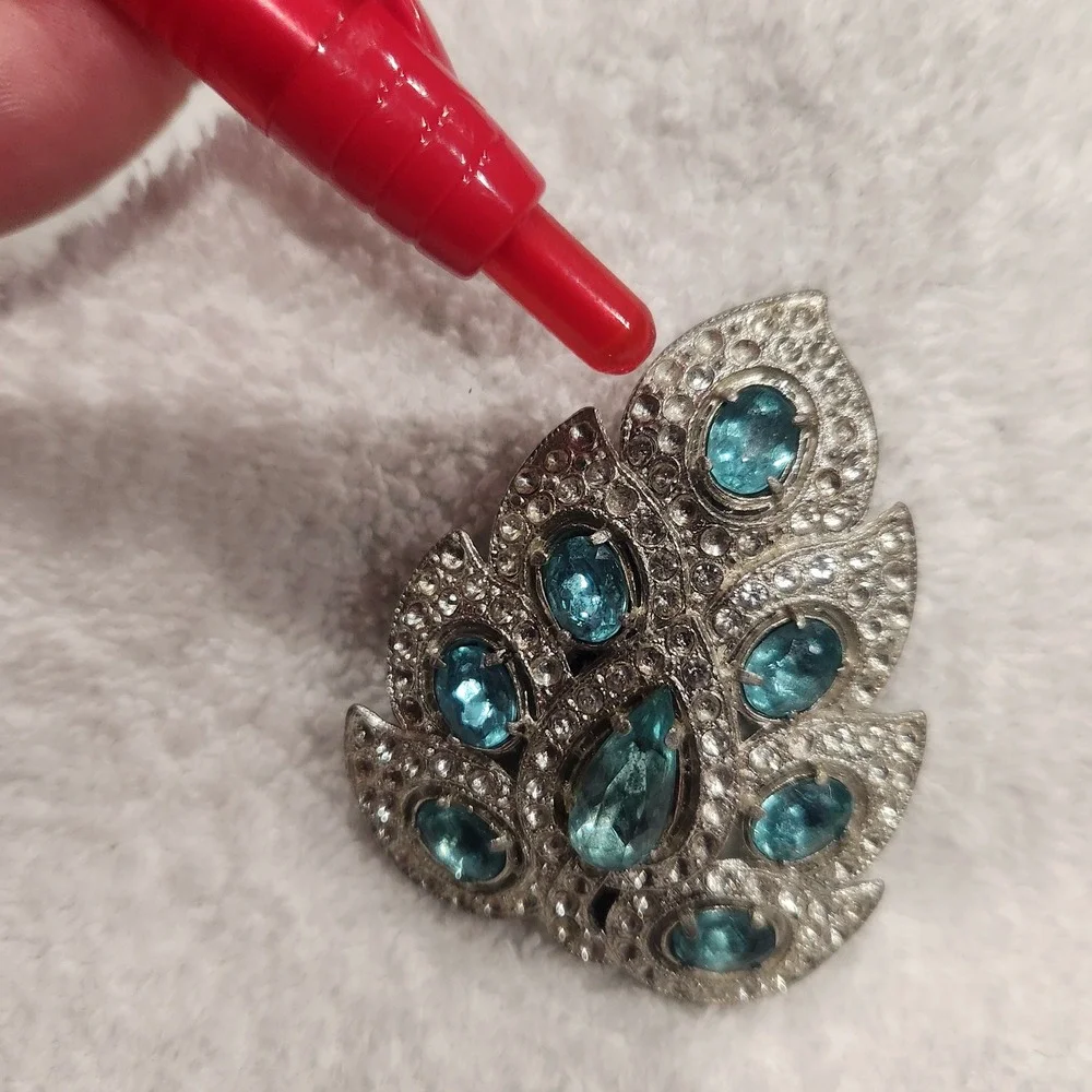 Vtg Silver‎ Tone Teal Blue Rhinestone Peacock Feather Dress Fur Clip pot metal